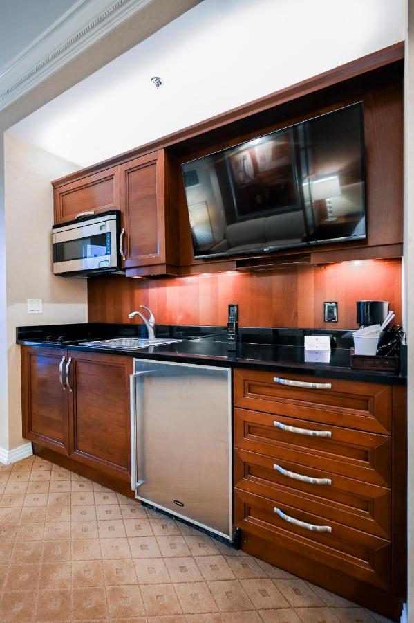 لاس فيغاس Penthouse Suite With Strip View At The Signature At Mgm Grand المظهر الخارجي الصورة