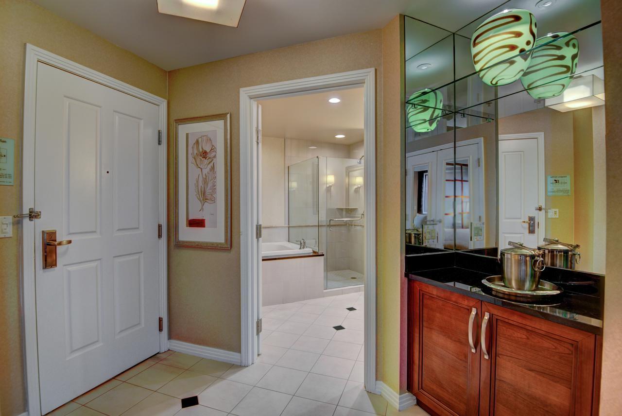 لاس فيغاس Penthouse Suite With Strip View At The Signature At Mgm Grand المظهر الخارجي الصورة